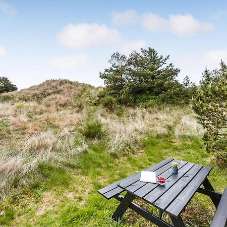 3 Bedroom Awesome Home In Hvide Sande Esterno foto