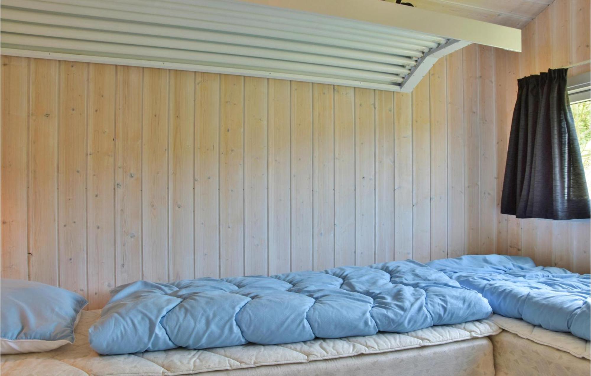 3 Bedroom Awesome Home In Hvide Sande Esterno foto