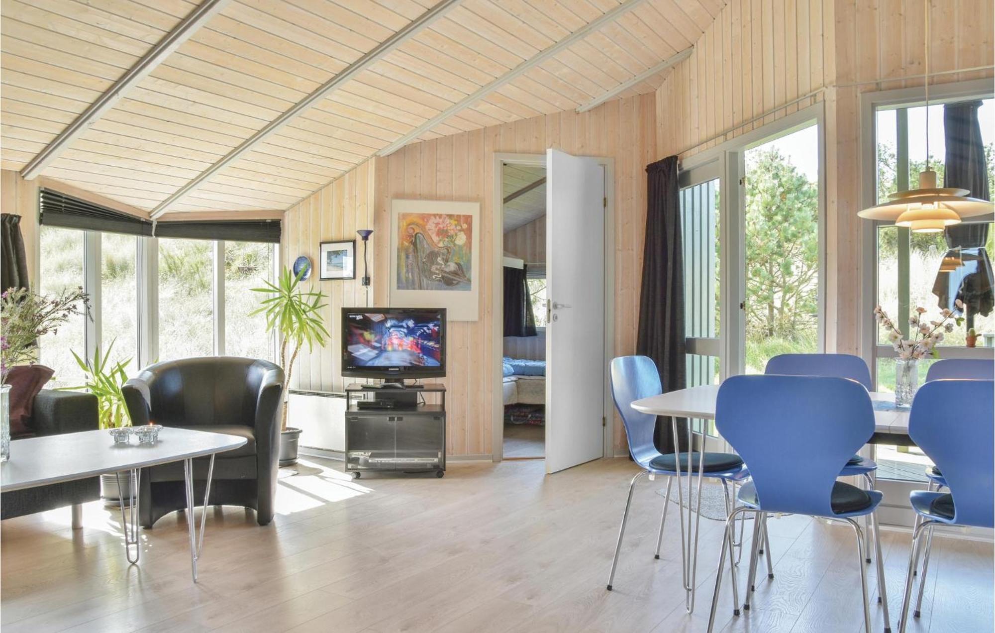 3 Bedroom Awesome Home In Hvide Sande Esterno foto